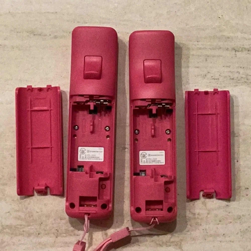 Nintendo Wii Remotes Controller OEM Lot Of 2 Pink Remote Authentic